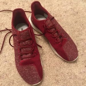 Adidas tubular maroon size 11